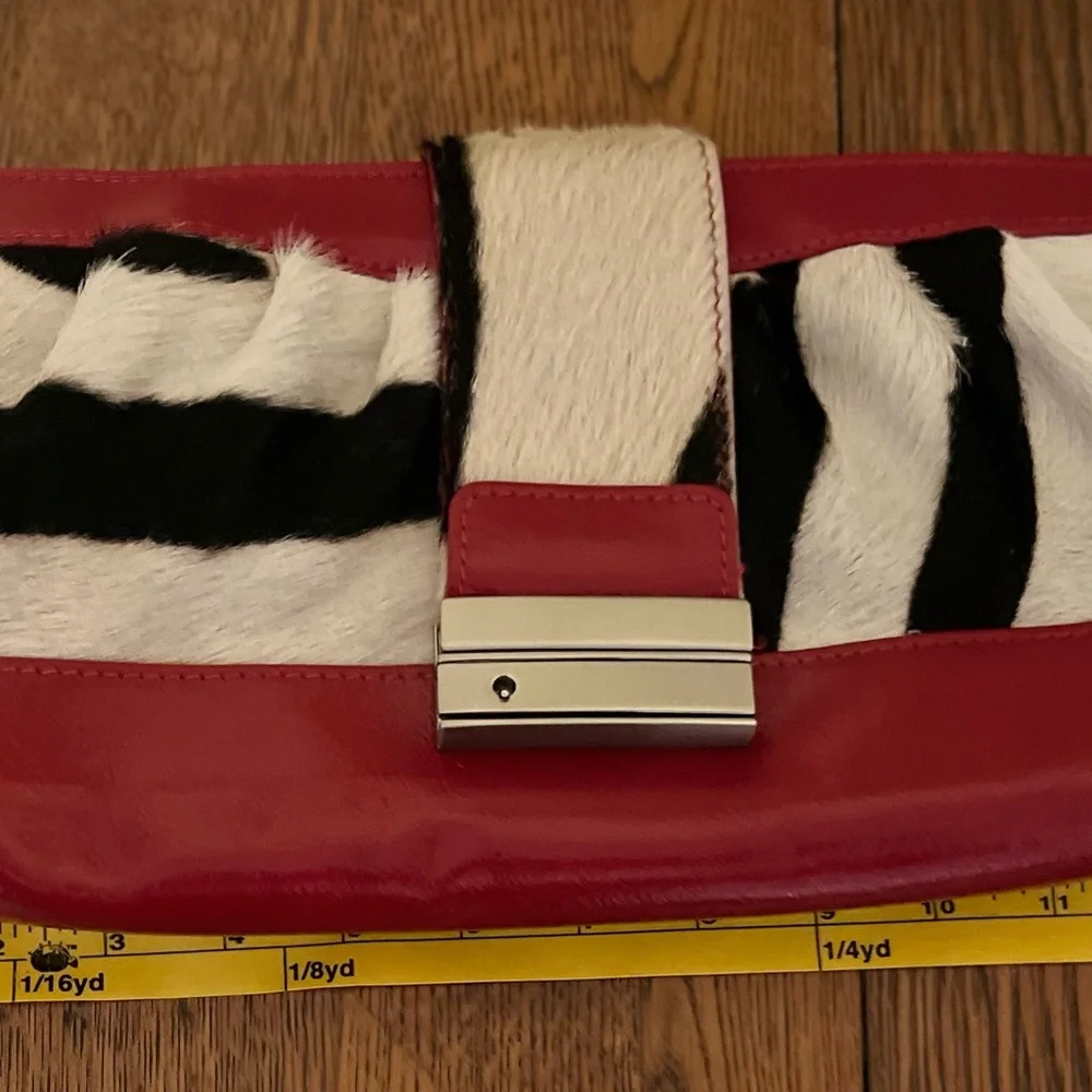 Chic Red and Black Zebra Print Leather Clutch made in Italy - Picture 8 of 8